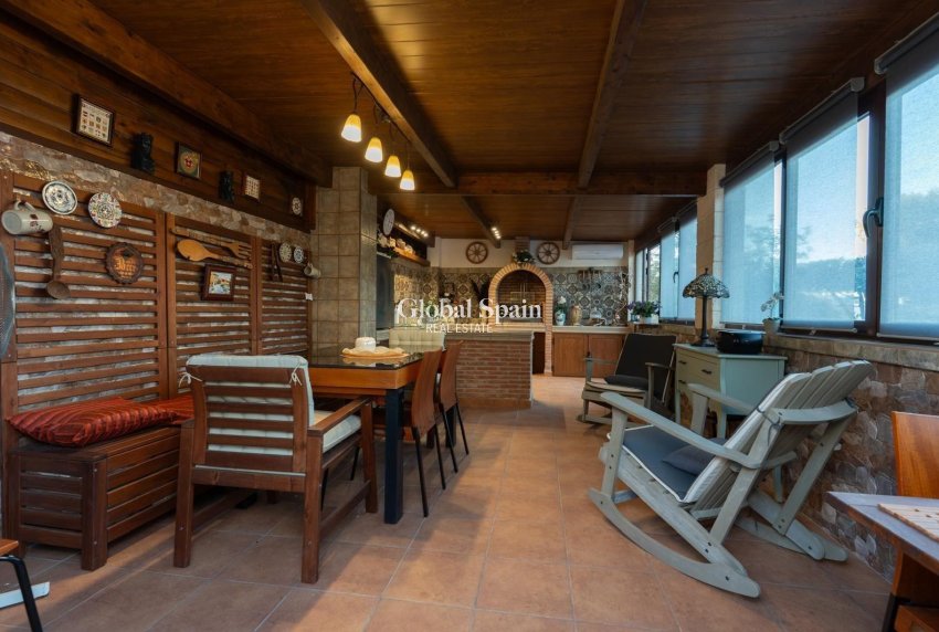 Wiederverkauf - VILLA -
TORREVIEJA - LOS BALCONES - LOS ALTOS