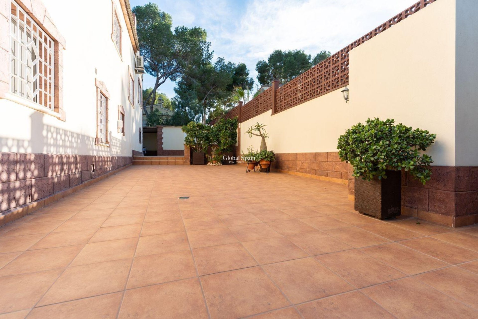 Wiederverkauf - VILLA -
TORREVIEJA - LOS BALCONES - LOS ALTOS