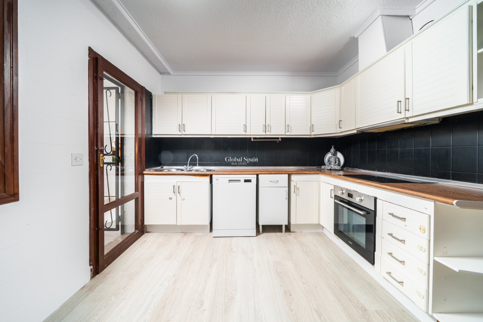 Wiederverkauf - VILLA -
TORREVIEJA - LOS BALCONES - LOS ALTOS