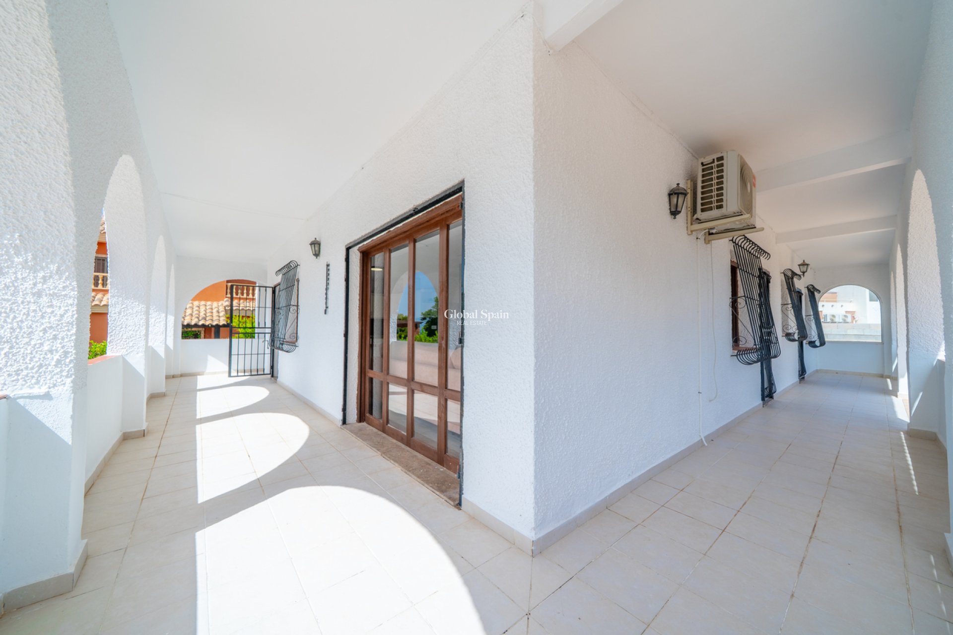 Wiederverkauf - VILLA -
TORREVIEJA - LOS BALCONES - LOS ALTOS