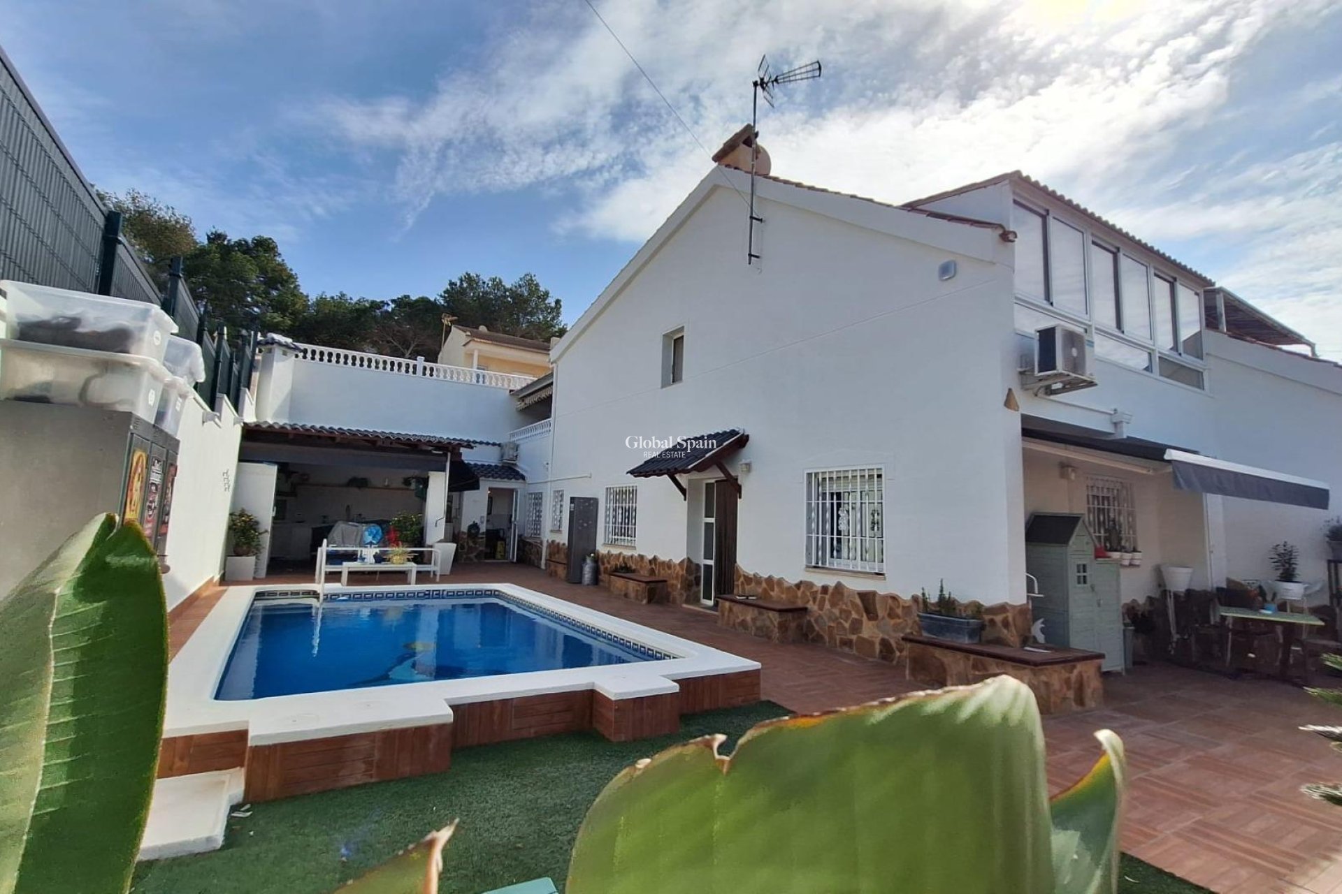 Wiederverkauf - VILLA -
TORREVIEJA - LOS BALCONES - LOS ALTOS