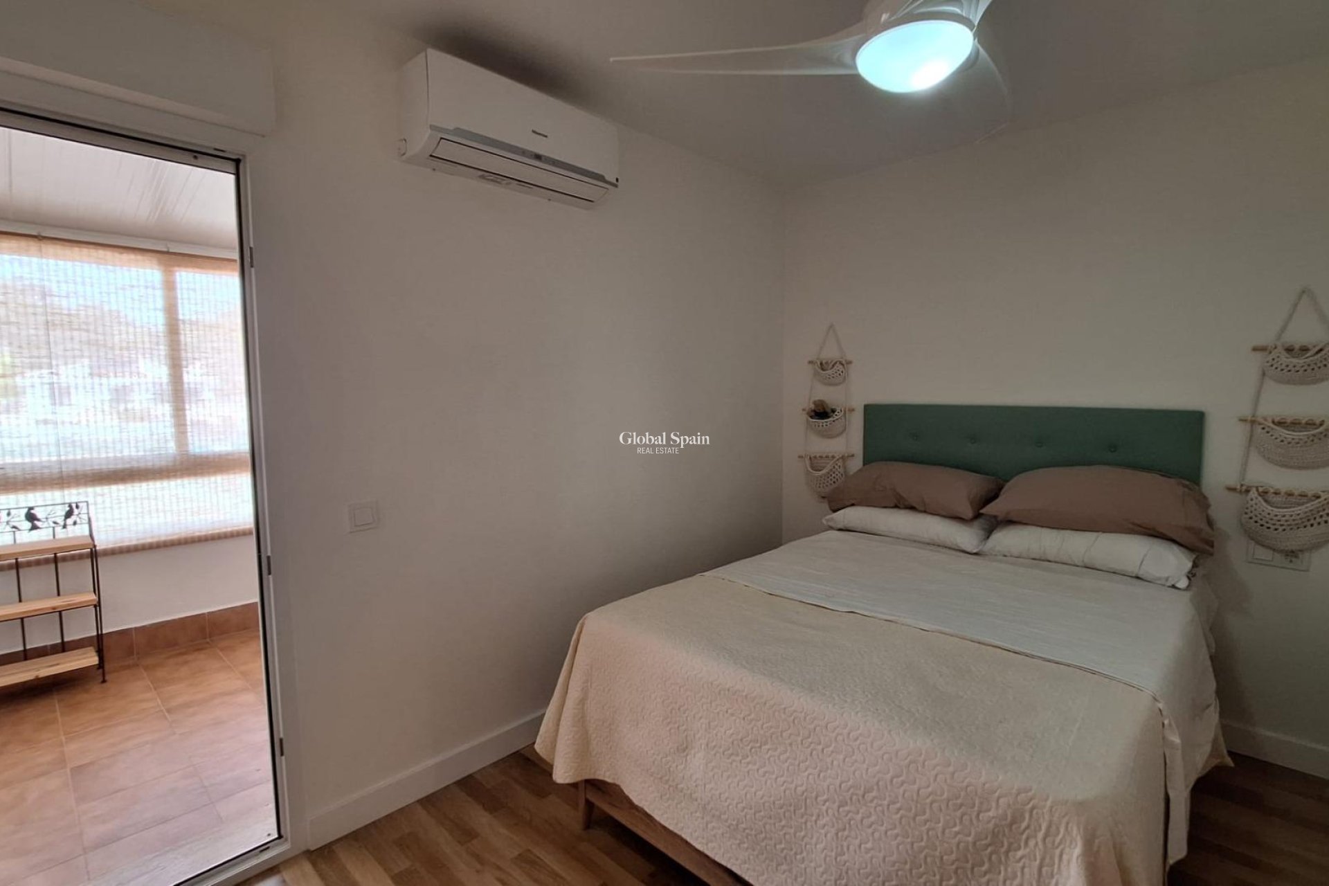 Wiederverkauf - VILLA -
TORREVIEJA - LOS BALCONES - LOS ALTOS