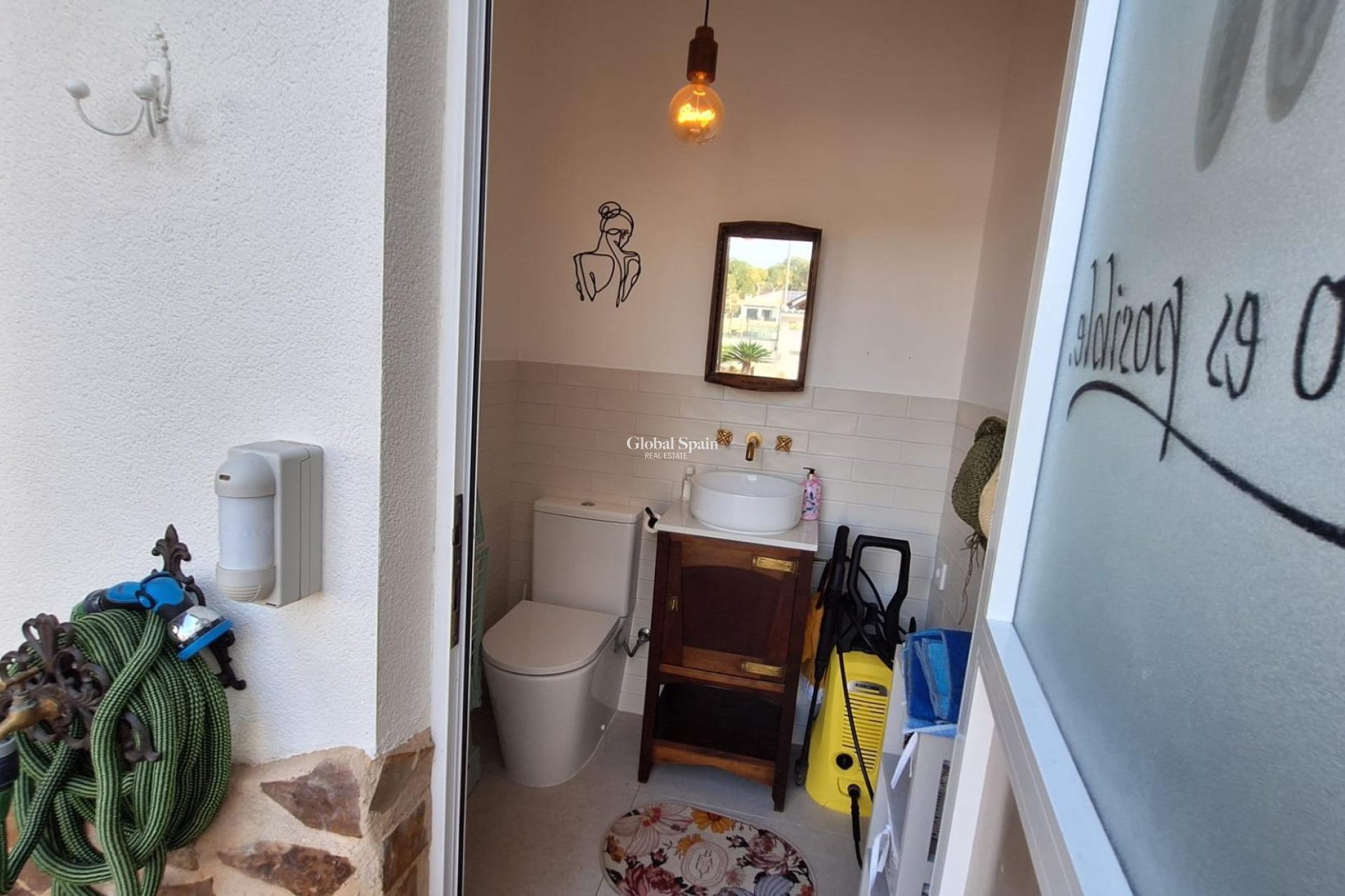 Wiederverkauf - VILLA -
TORREVIEJA - LOS BALCONES - LOS ALTOS