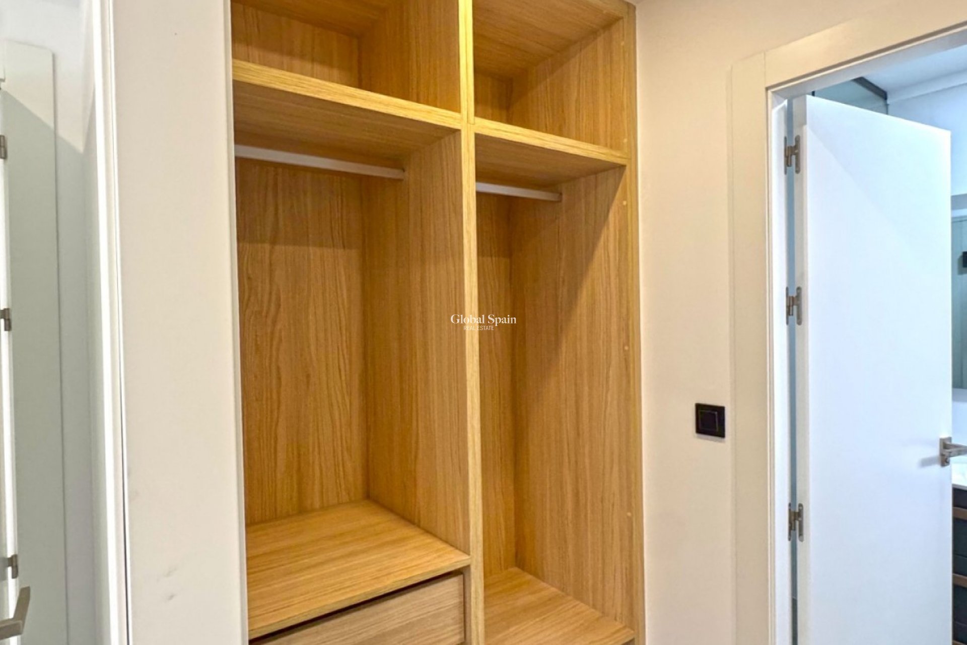 Wiederverkauf - Villa -
TORREVIEJA - LOS BALCONES - LOS ALTOS