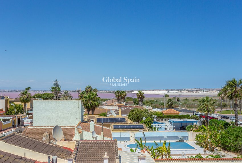 Wiederverkauf - Villa -
TORREVIEJA - LOS BALCONES - LOS ALTOS