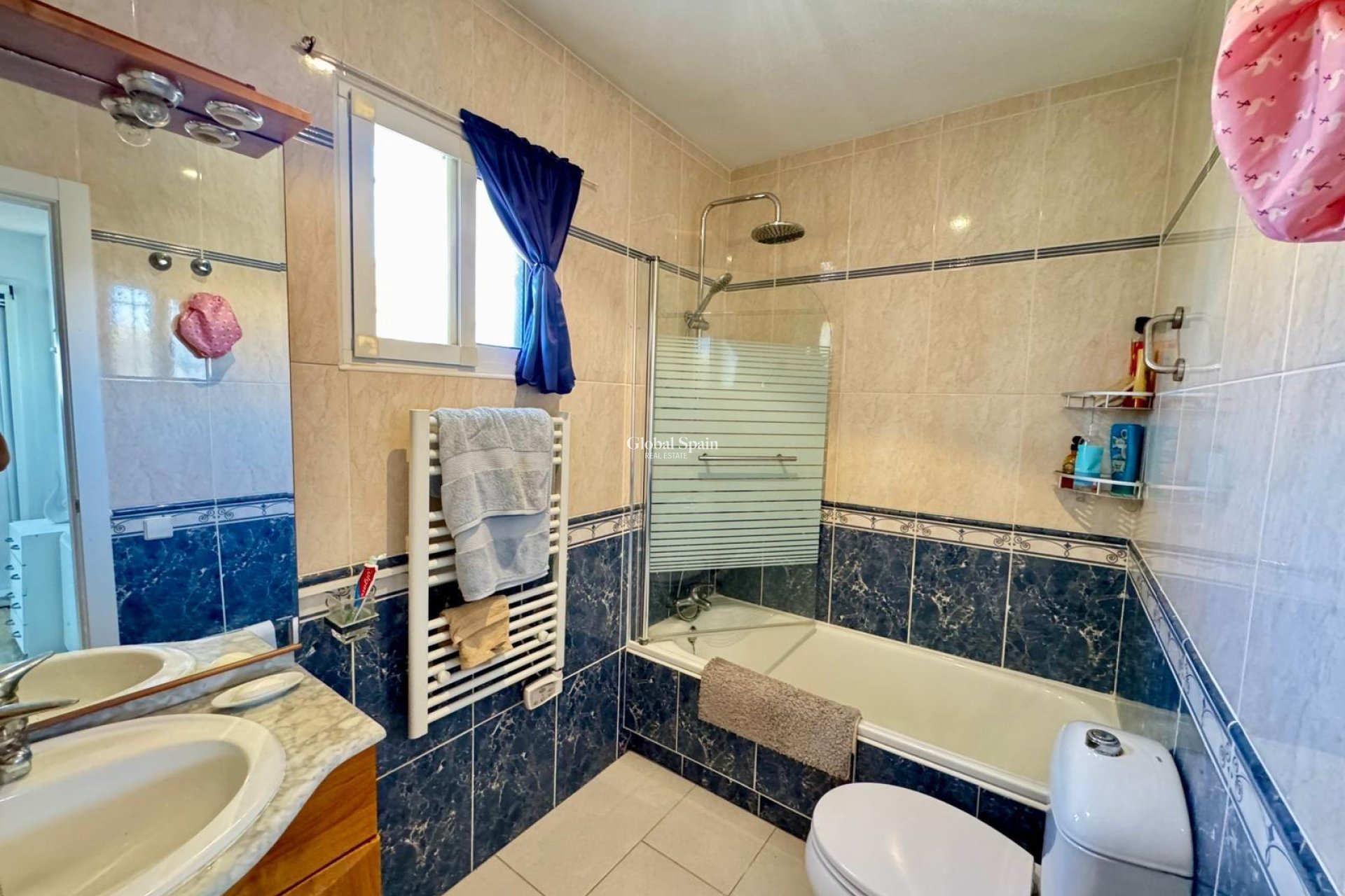 Wiederverkauf - Villa -
TORREVIEJA - LOS BALCONES - LOS ALTOS