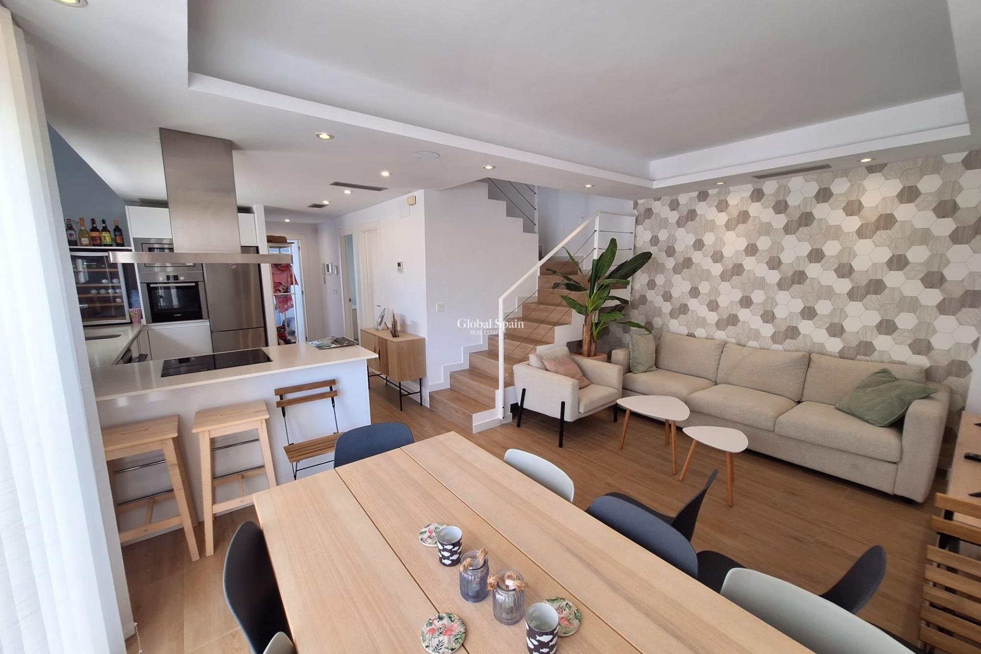 Wiederverkauf - VILLA -
TORREVIEJA - Los Frutales