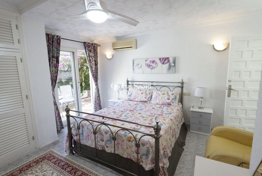 Wiederverkauf - Villa -
TORREVIEJA - San Luis