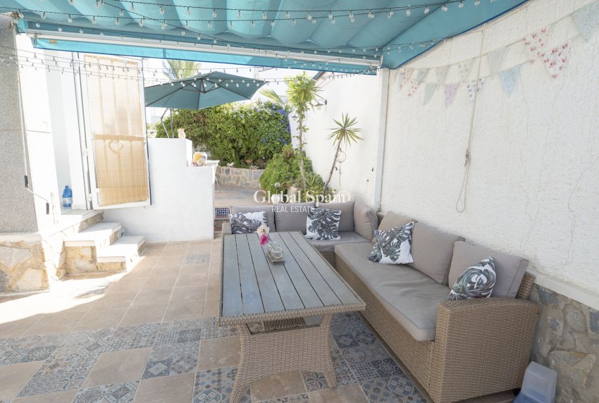 Wiederverkauf - Villa -
TORREVIEJA - San Luis