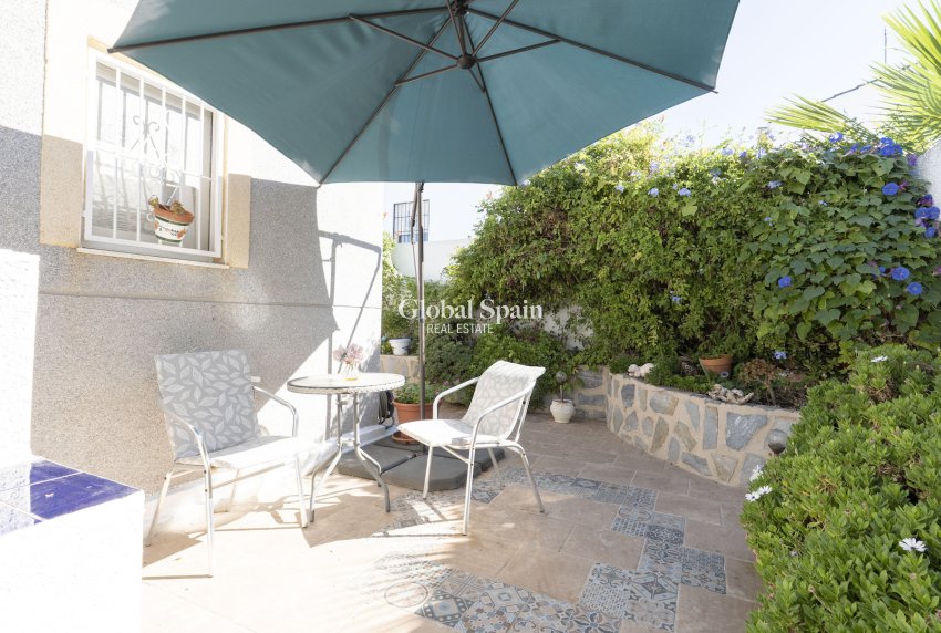 Wiederverkauf - VILLA -
TORREVIEJA - San Luis