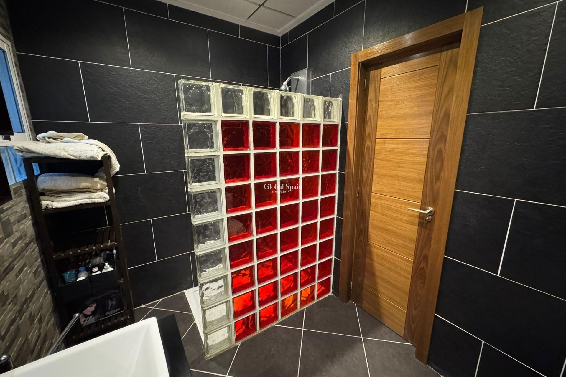 Wiederverkauf - VILLA -
TORREVIEJA - San luis