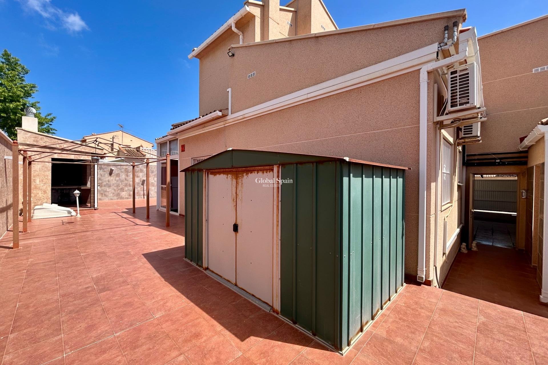 Wiederverkauf - VILLA -
TORREVIEJA - San Luis