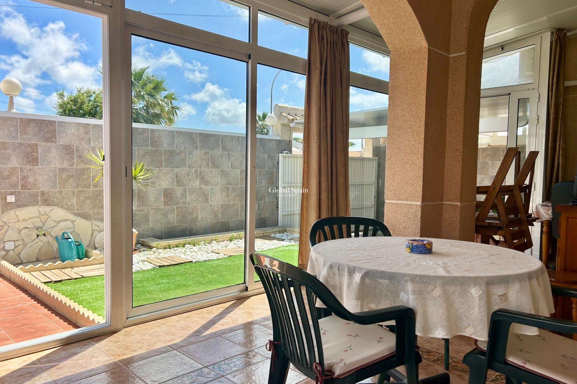 Wiederverkauf - VILLA -
TORREVIEJA - San Luis