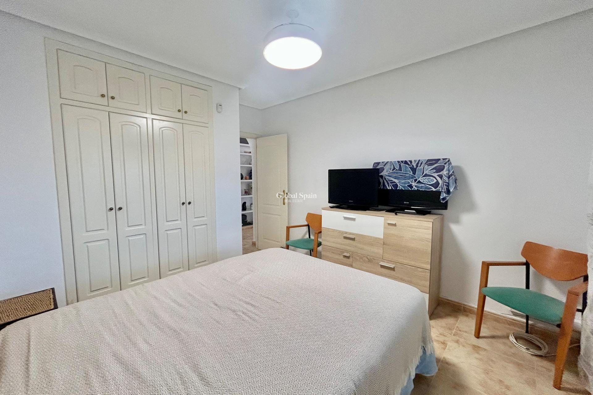 Wiederverkauf - VILLA -
TORREVIEJA - San Luis