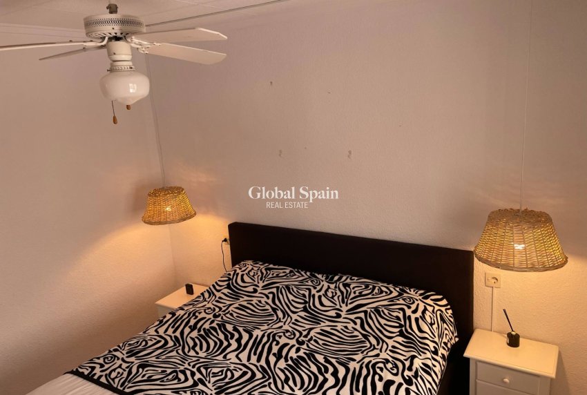 Wiederverkauf - Villa -
TORREVIEJA - San Luis