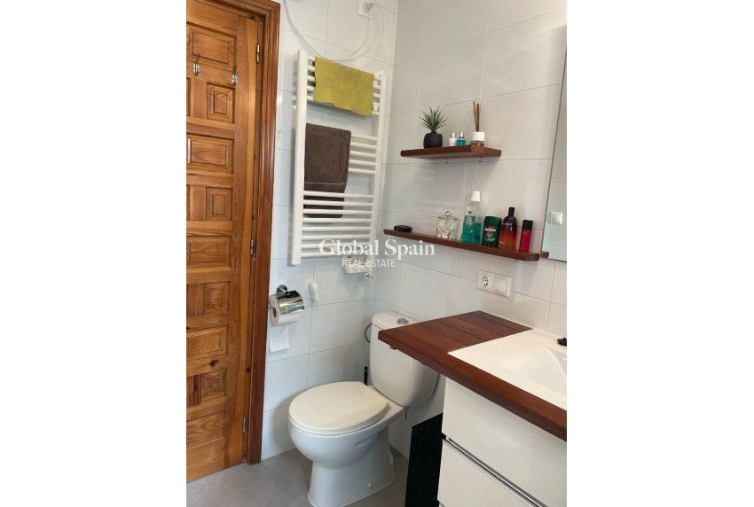 Wiederverkauf - Villa -
TORREVIEJA - San Luis