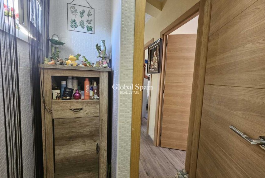 Wiederverkauf - VILLA -
TORREVIEJA - Torre del Moro