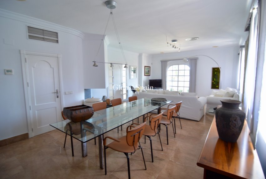 Wiederverkauf - Villa -
TORREVIEJA - Torreta-Florida