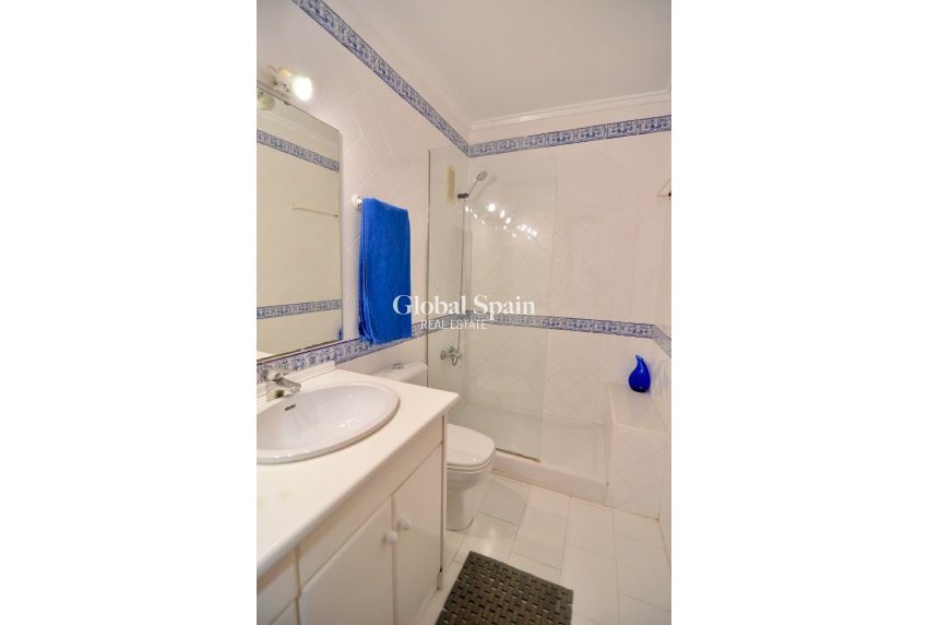 Wiederverkauf - Villa -
TORREVIEJA - Torreta-Florida