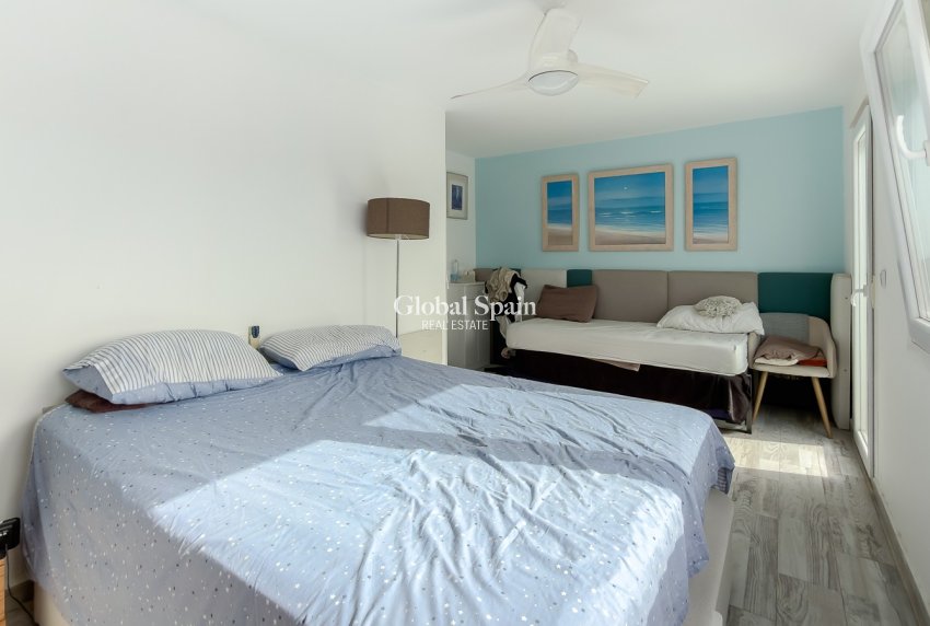 Wiederverkauf - VILLA -
TORREVIEJA - Torreta - Florida