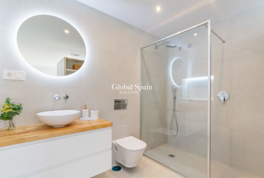 Wiederverkauf - Villa -
TORREVIEJA - Torreta Florida