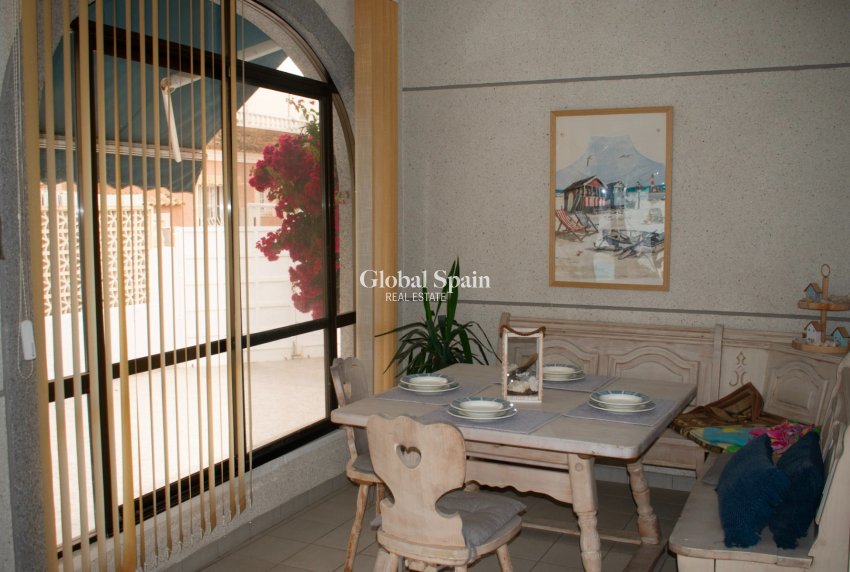 Wiederverkauf - VILLA -
TORREVIEJA - Torrevieja