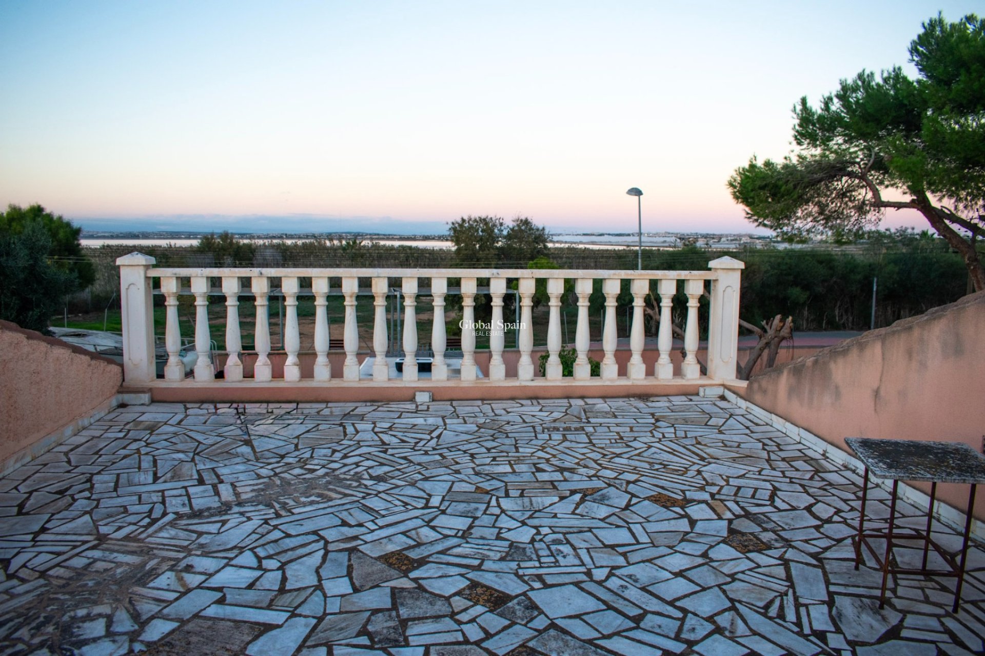 Wiederverkauf - VILLA -
TORREVIEJA - Torrevieja