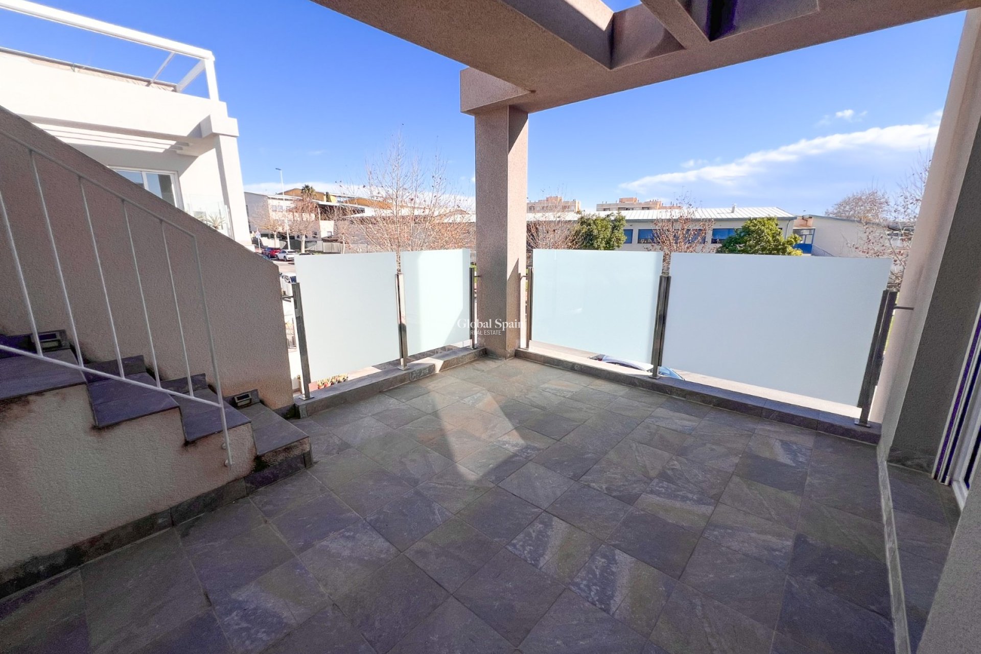 Wiederverkauf - VILLA -
TORREVIEJA - Torrevieja