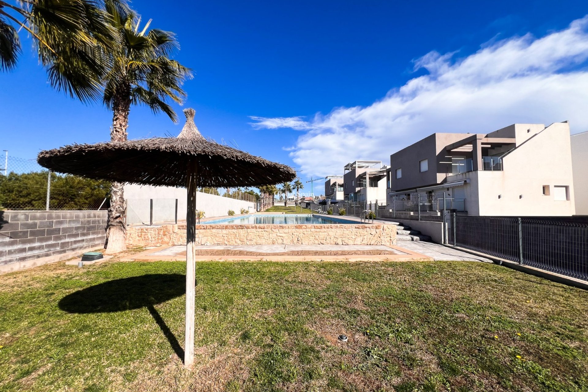 Wiederverkauf - VILLA -
TORREVIEJA - Torrevieja