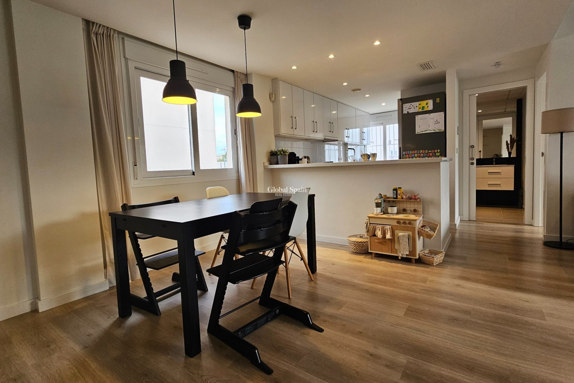 Wiederverkauf - VILLA -
TORREVIEJA - Torrevieja