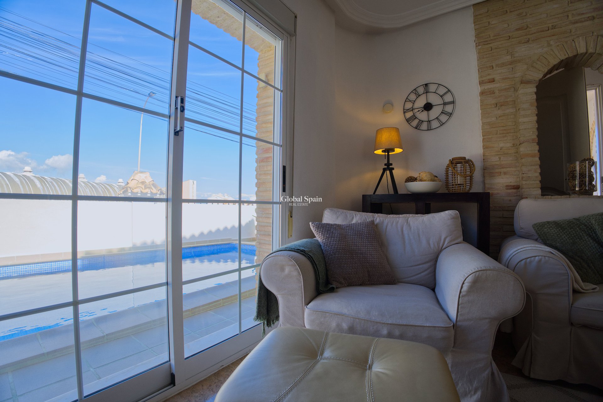 Wiederverkauf - VILLA -
TORREVIEJA - Torrevieja