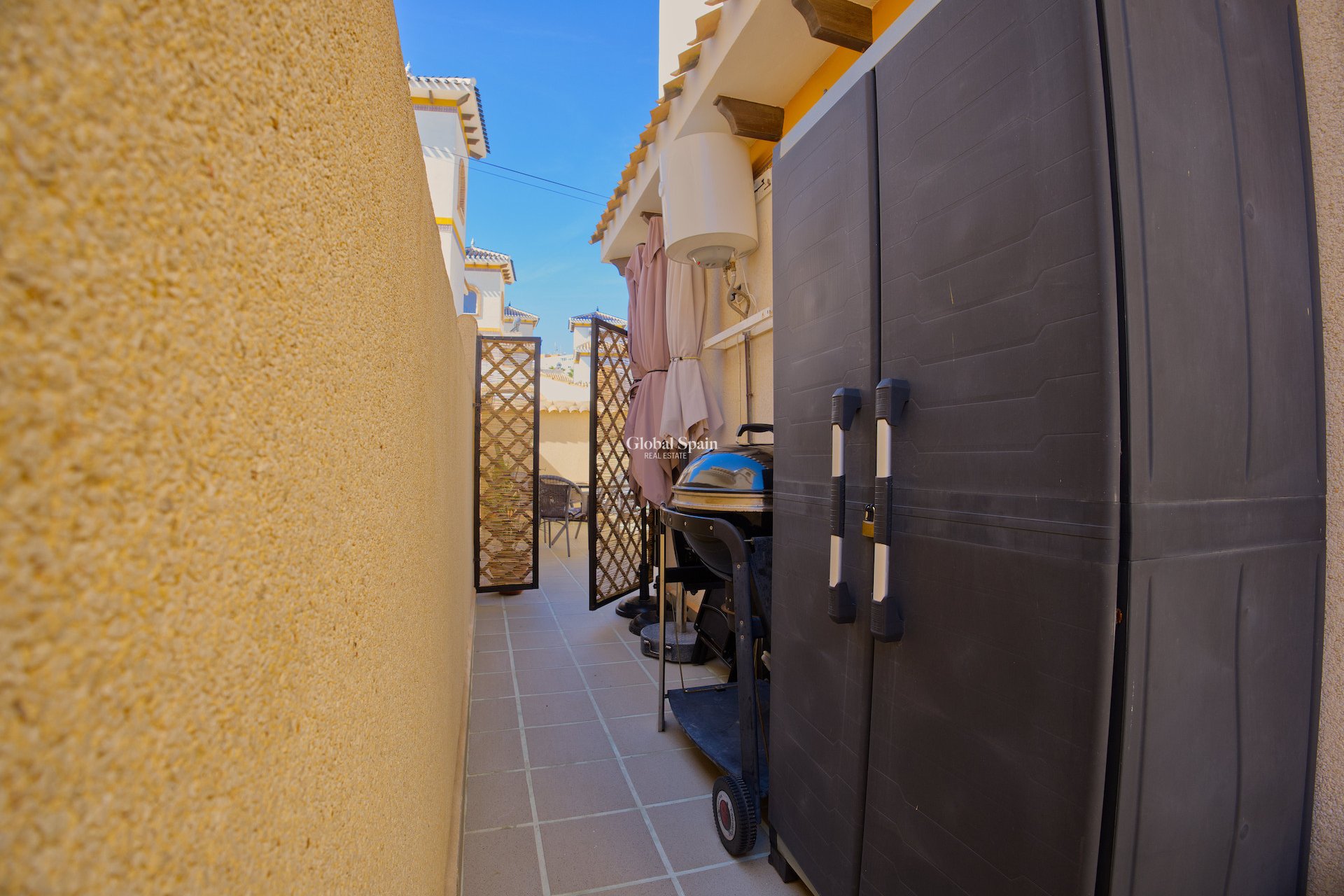 Wiederverkauf - VILLA -
TORREVIEJA - Torrevieja