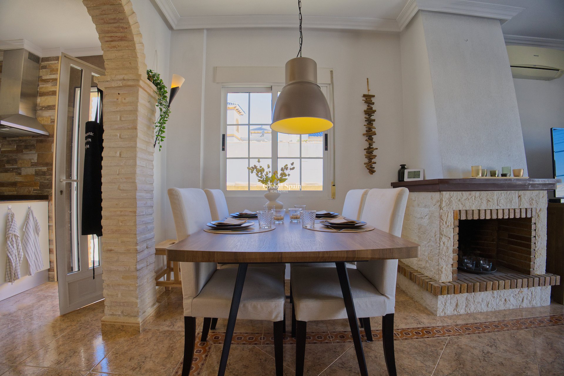 Wiederverkauf - VILLA -
TORREVIEJA - Torrevieja