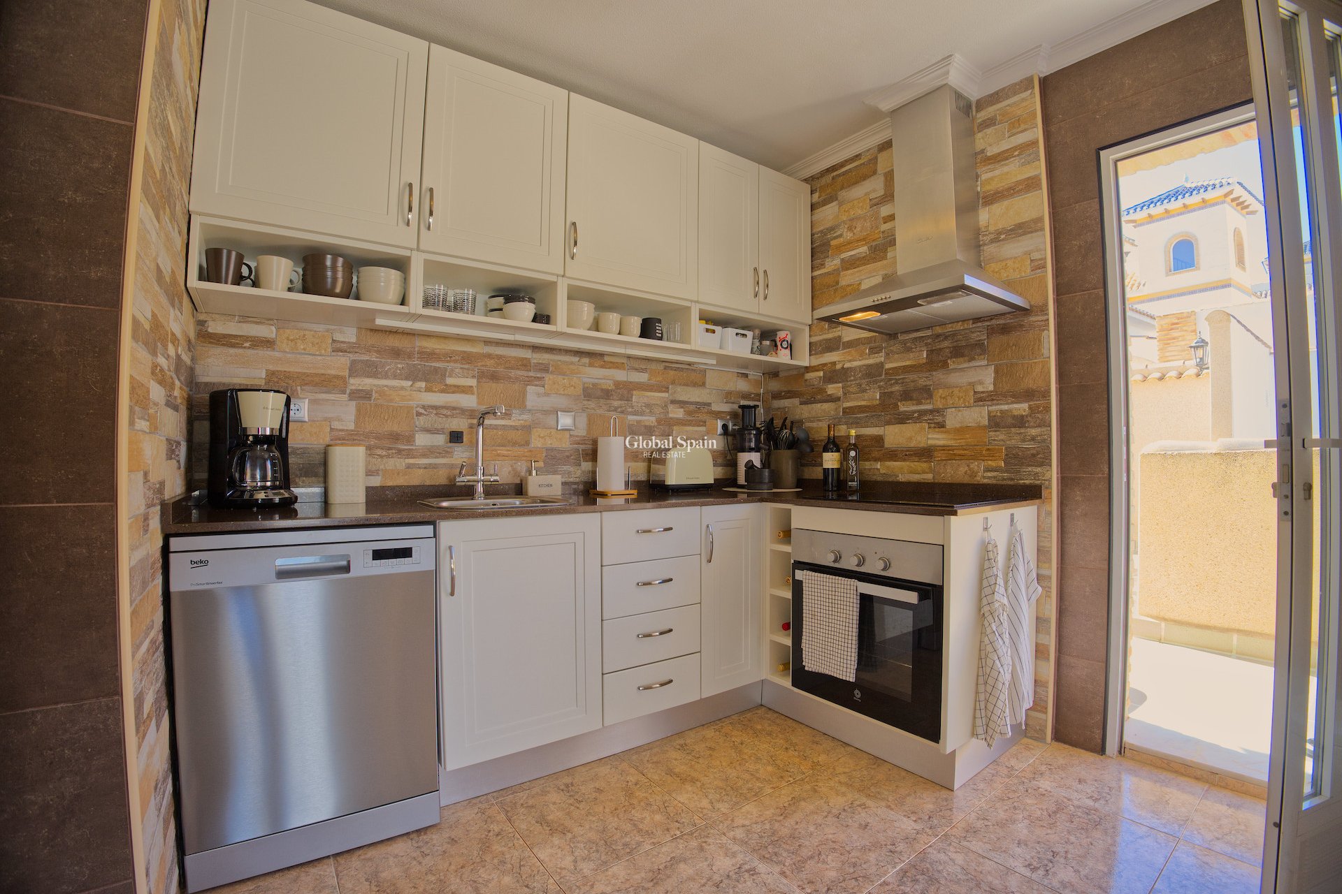 Wiederverkauf - VILLA -
TORREVIEJA - Torrevieja