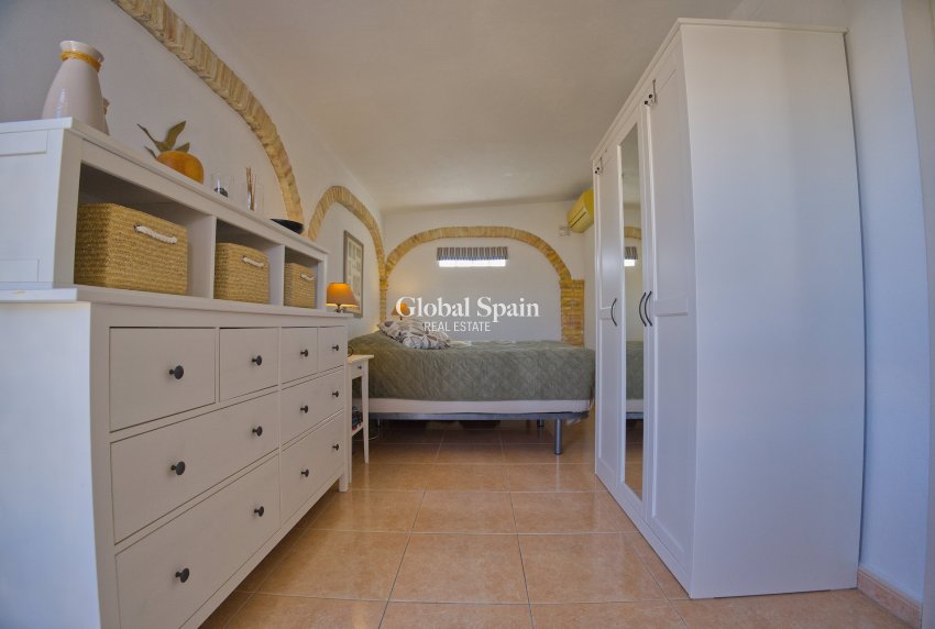 Wiederverkauf - VILLA -
TORREVIEJA - Torrevieja