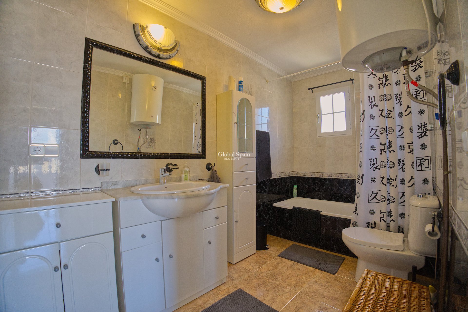Wiederverkauf - VILLA -
TORREVIEJA - Torrevieja