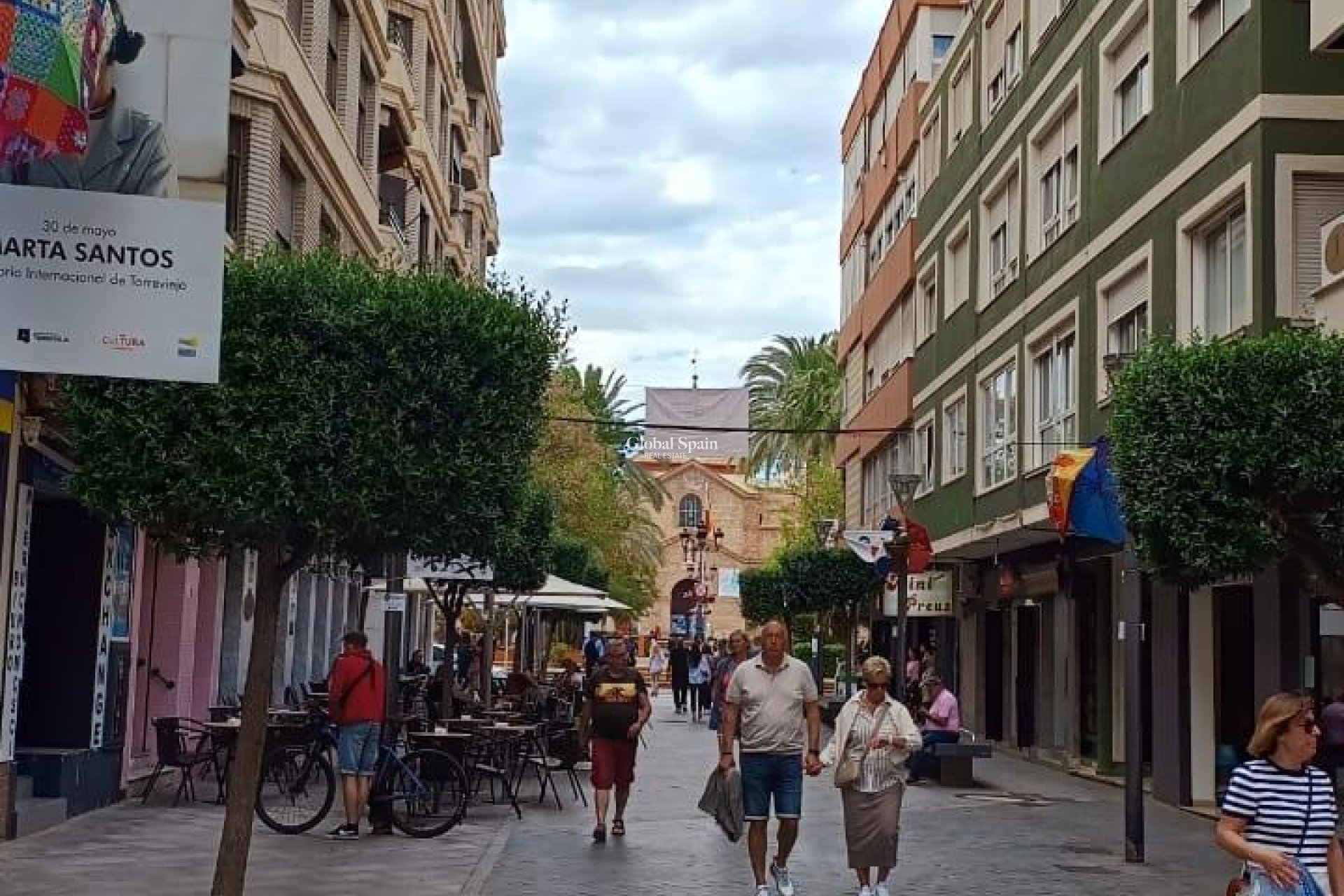 Wiederverkauf - VILLA -
TORREVIEJA - Torrevieja