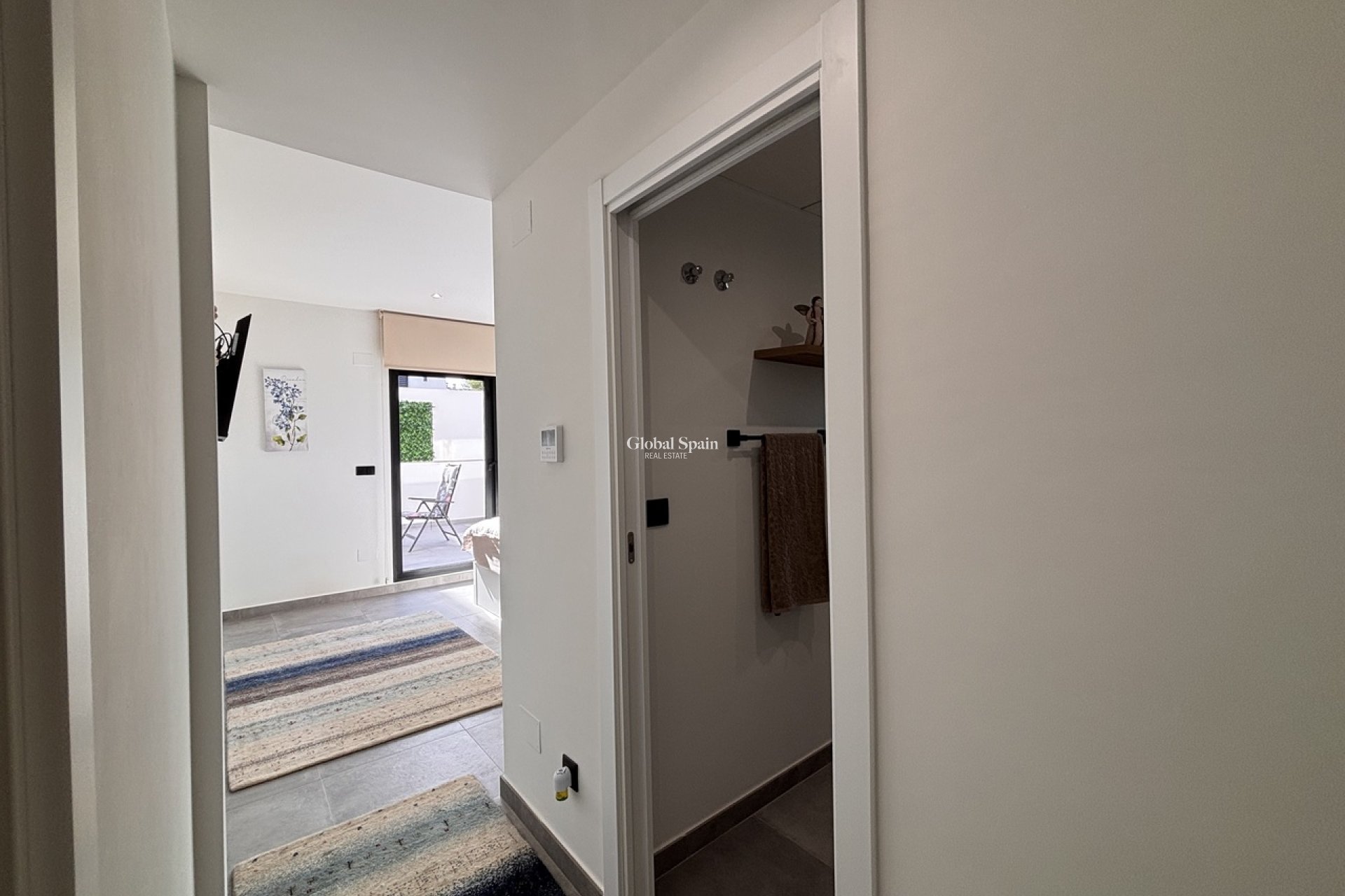 Wiederverkauf - VILLA -
VILLAMARTÍN - Costa Blanca