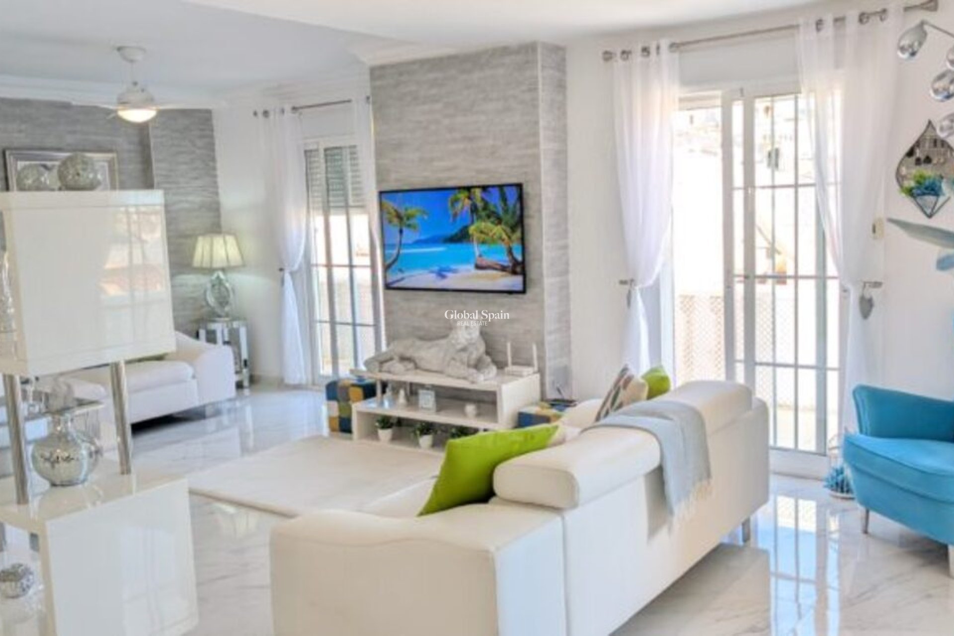 Wiederverkauf - VILLA -
VILLAMARTÍN - Costa Blanca