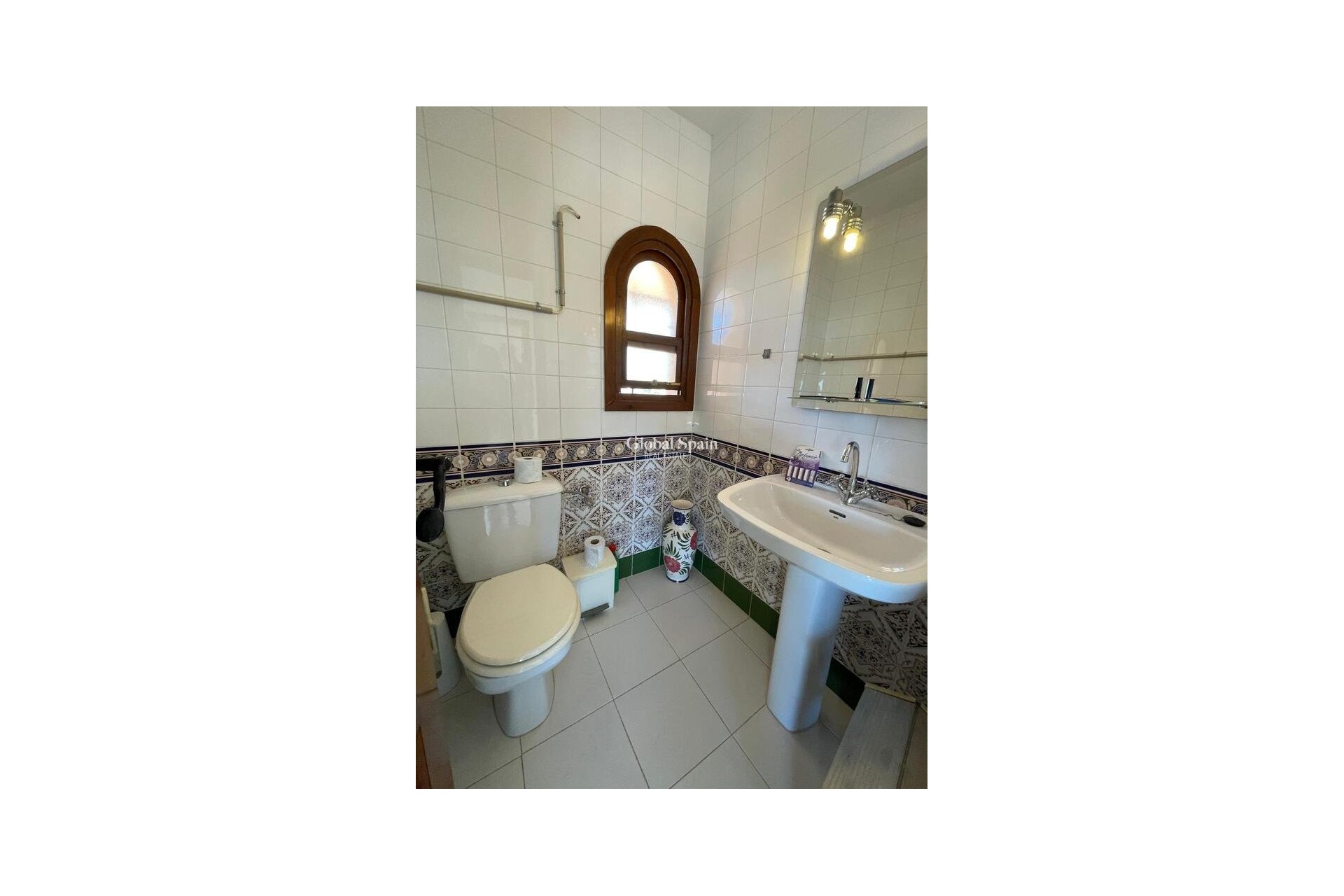 Wiederverkauf - VILLA -
VILLAMARTÍN - Costa Blanca