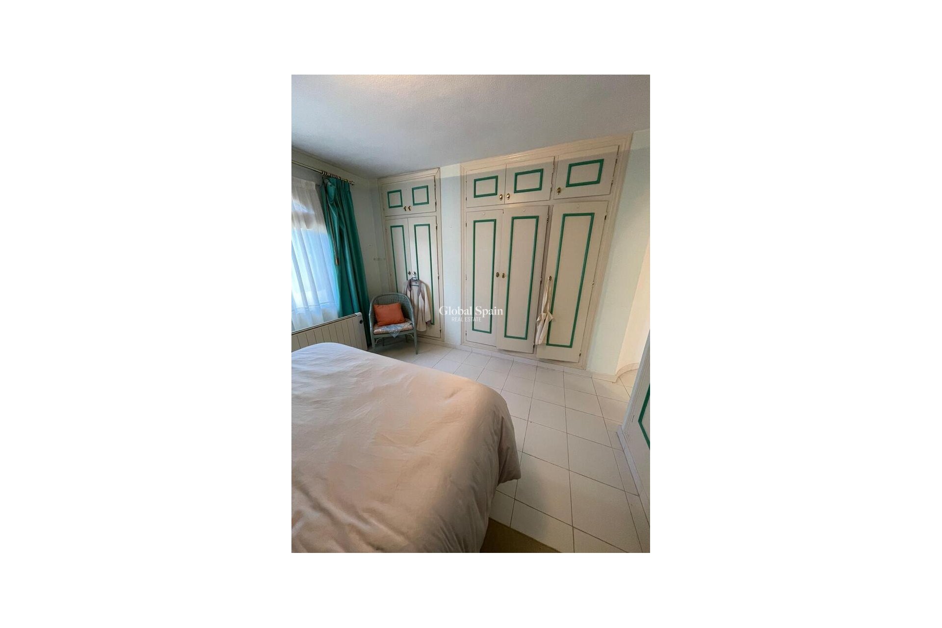 Wiederverkauf - VILLA -
VILLAMARTÍN - Costa Blanca