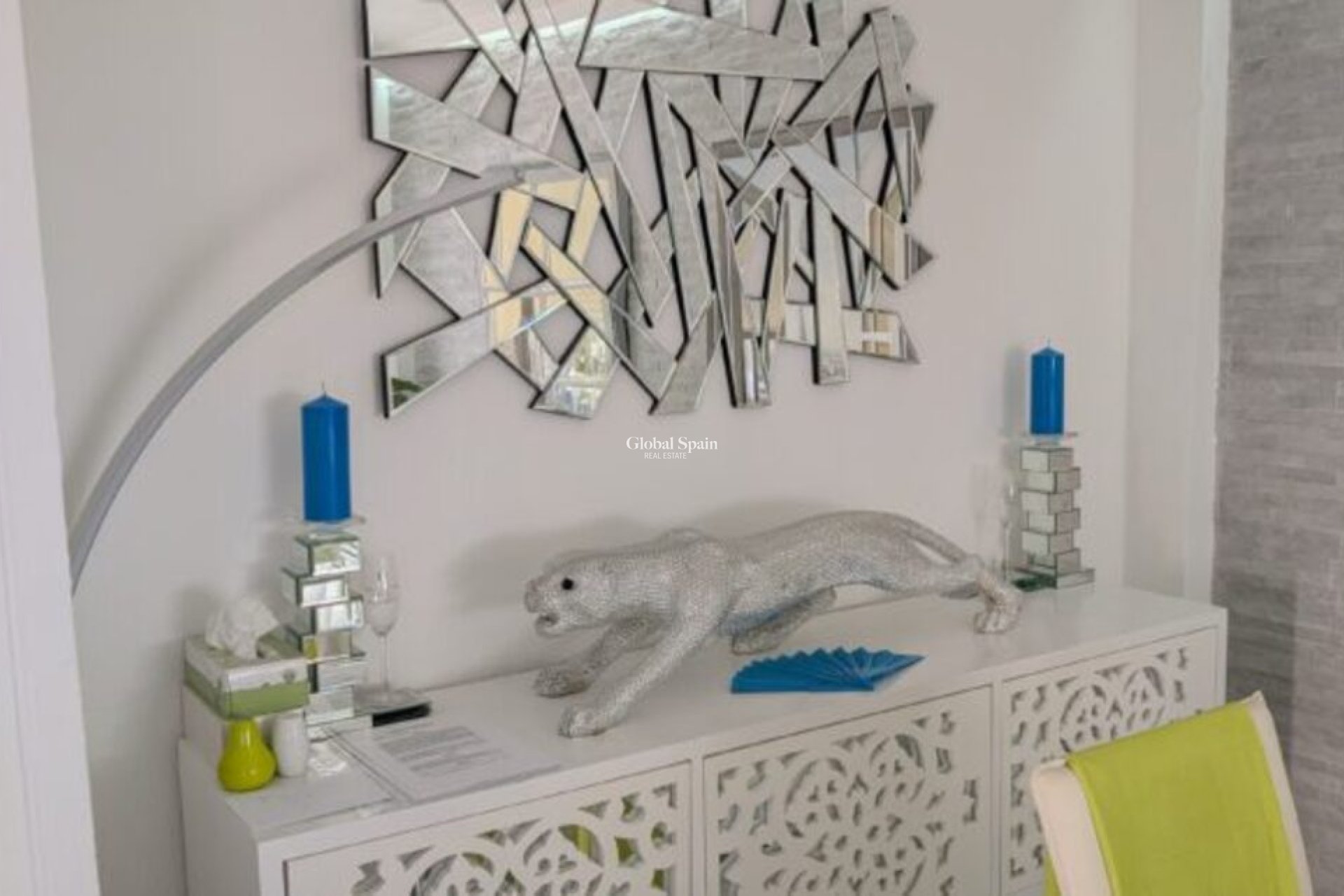 Wiederverkauf - VILLA -
VILLAMARTÍN - Costa Blanca