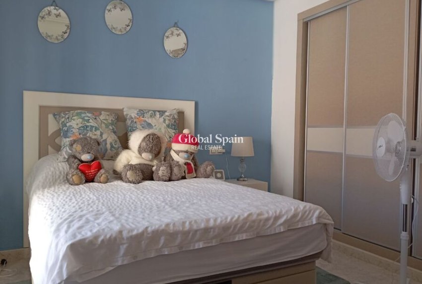 Wiederverkauf - VILLA -
VILLAMARTÍN - Costa Blanca