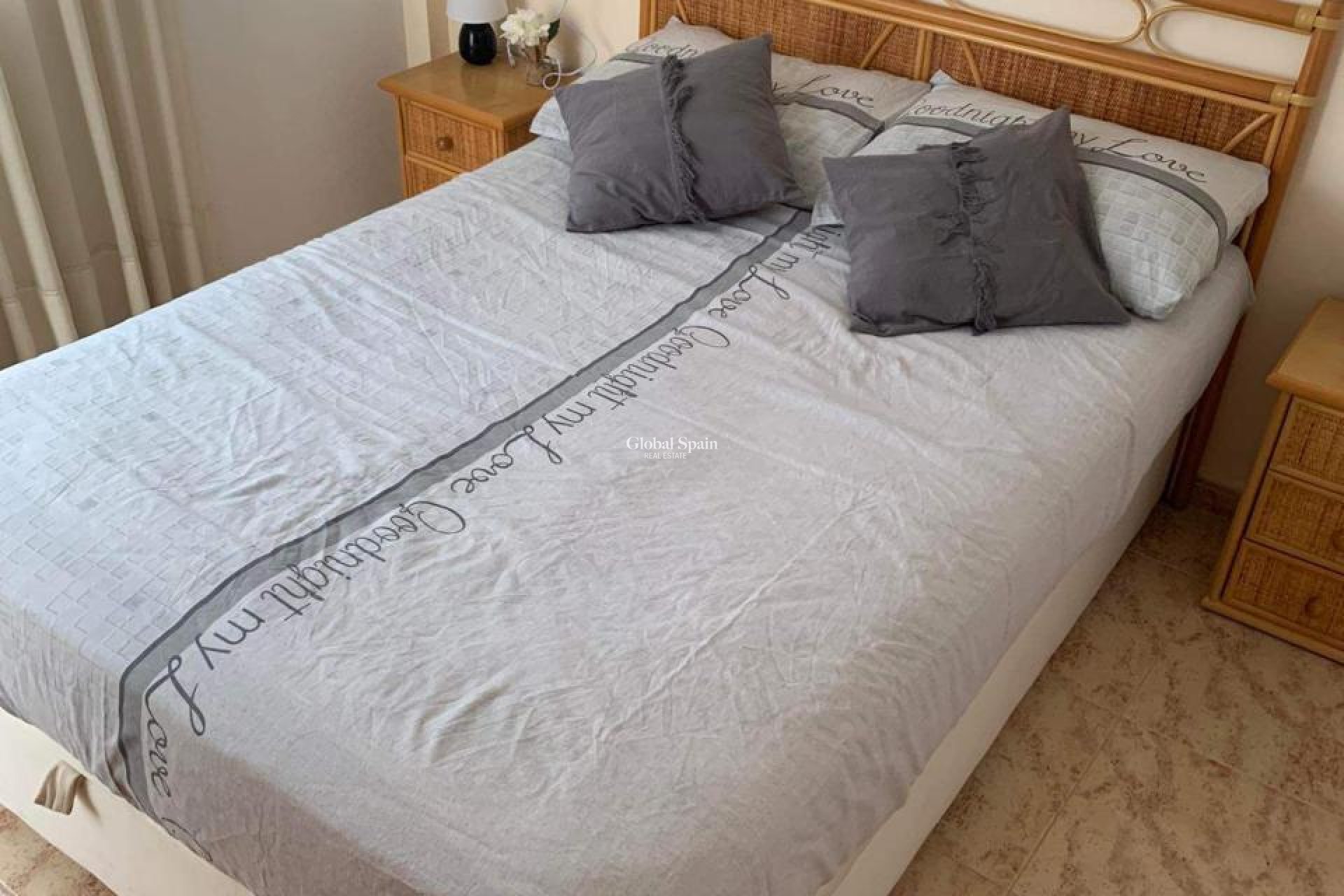 Wiederverkauf - VILLA -
VILLAMARTÍN - Costa Blanca