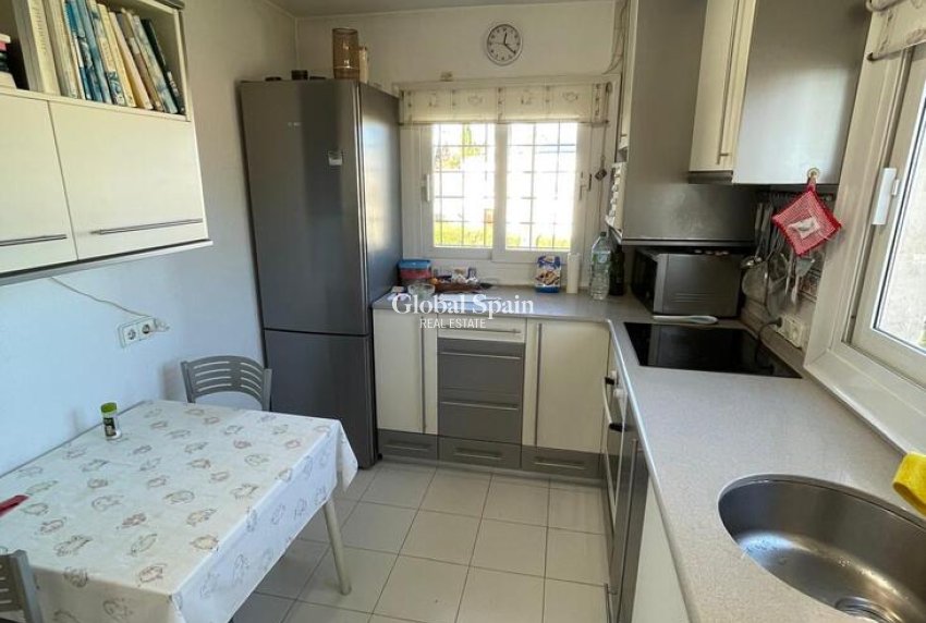 Wiederverkauf - VILLA -
VILLAMARTÍN - Costa Blanca