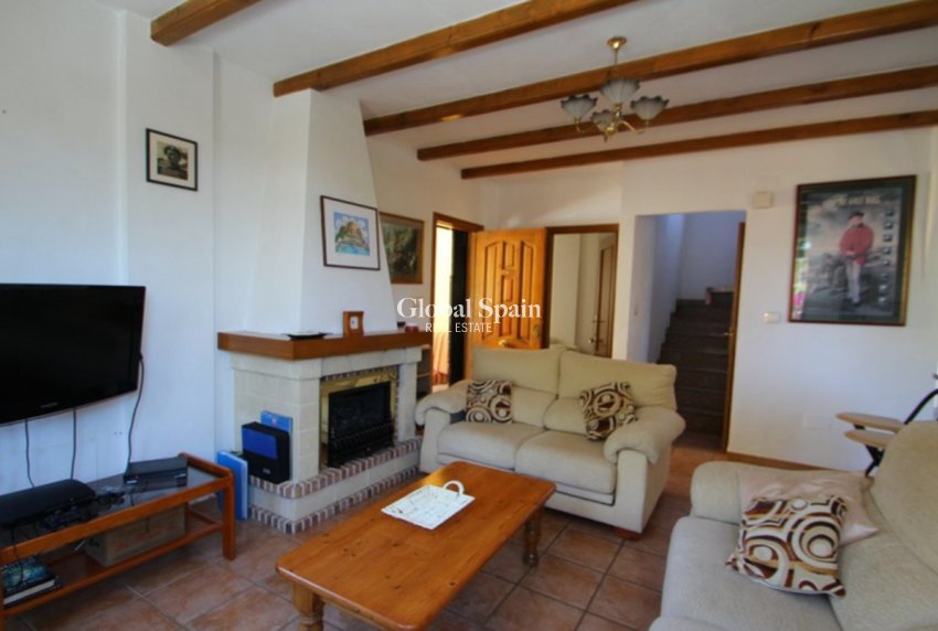 Wiederverkauf - VILLA -
VILLAMARTÍN - Costa Blanca