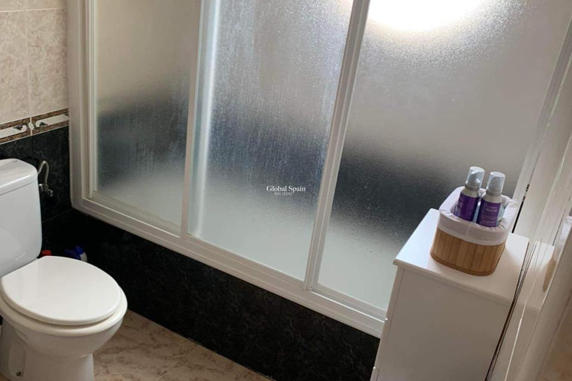 Wiederverkauf - VILLA -
VILLAMARTÍN - Costa Blanca