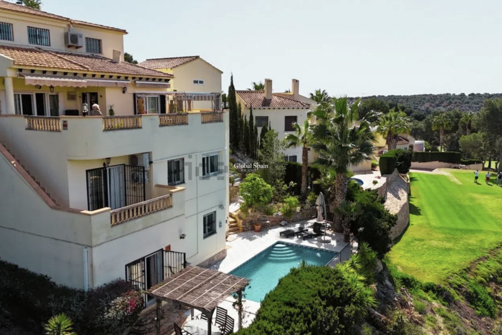 Wiederverkauf - VILLA -
VILLAMARTÍN - Costa Blanca