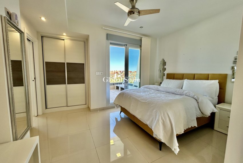 Wiederverkauf - VILLA -
VILLAMARTÍN - Costa Blanca