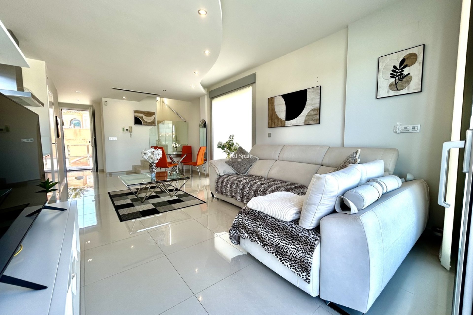 Wiederverkauf - VILLA -
VILLAMARTÍN - Costa Blanca